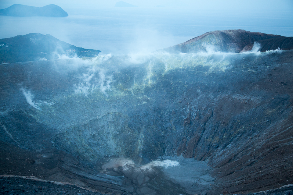 3L9A1549.jpg Volcan Vulcano - Copyright : See Otherwise 2012 - 2025